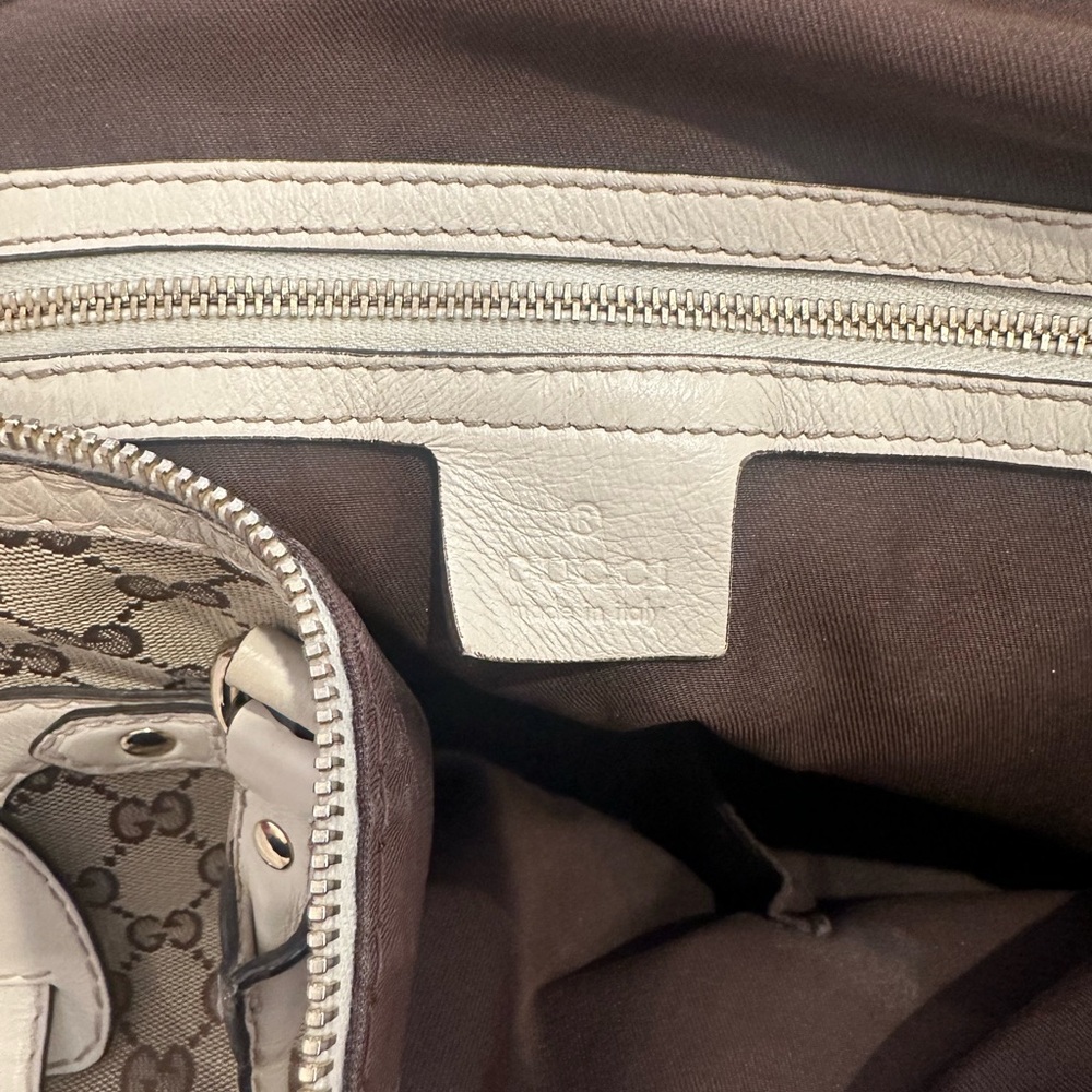 Authentic Gucci Handbag - Picture 7 of 8
